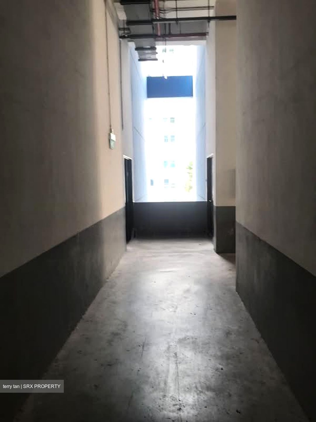 Heng Loong Building (D23), Factory #592828211